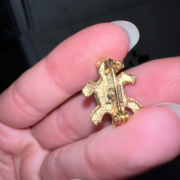 Set of 2 Green Stone Turtle Jewelry Pieces Pin and Necklace Pendant - Picture 4 of 16